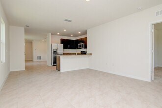 4228 Looking Glass Pl in Sanford, FL - Building Photo - Building Photo
