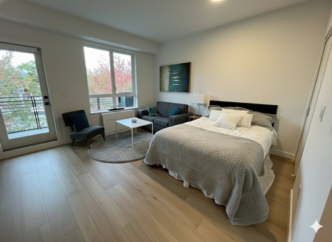 property at 2450 Garden Dr