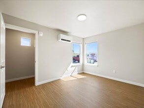 6005F Chapel Hill Blvd in Pasco, WA - Building Photo - Building Photo