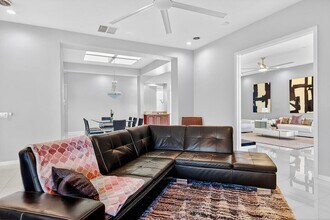 5 Curie Ct in Rancho Mirage, CA - Building Photo - Building Photo