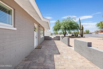 10535 E Boulder Dr in Apache Junction, AZ - Building Photo - Building Photo