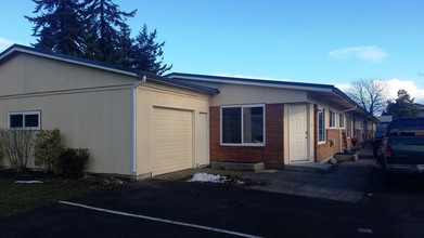 Corvus Apartments in Portland, OR - Building Photo - Building Photo