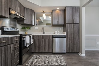 Plumtree Apartments in Lansing, MI - Building Photo - Building Photo
