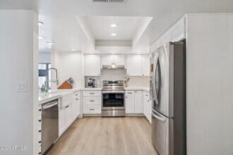 5311 N 25th St in Phoenix, AZ - Building Photo - Building Photo