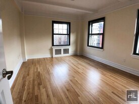 Christopher Street in New York, NY - Building Photo