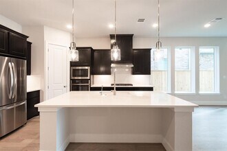 19 Gentle Branch Pl in Tomball, TX - Building Photo - Building Photo