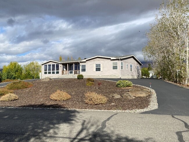 property at 407 Sunridge Ave