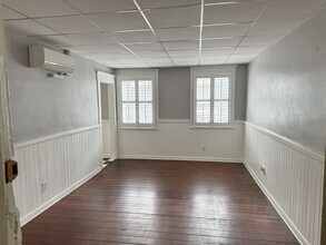 20 Houston St, Unit Apt 2 in Savannah, GA - Building Photo - Building Photo