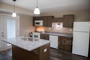 7316 Landi Ct in Hazelwood, MO - Building Photo