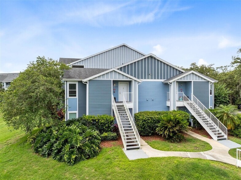 2533 Grassy Point Dr, Unit 205 in Lake Mary, FL - Building Photo