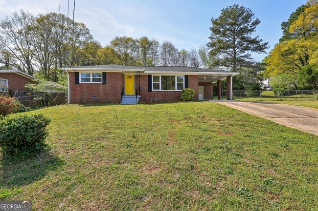 property at 2519 Miriam Ln