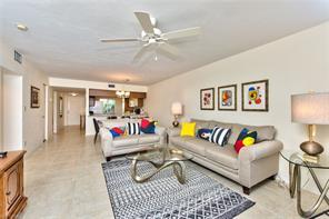 400 Fox Haven Dr-Unit -4210 in Naples, FL - Building Photo - Building Photo