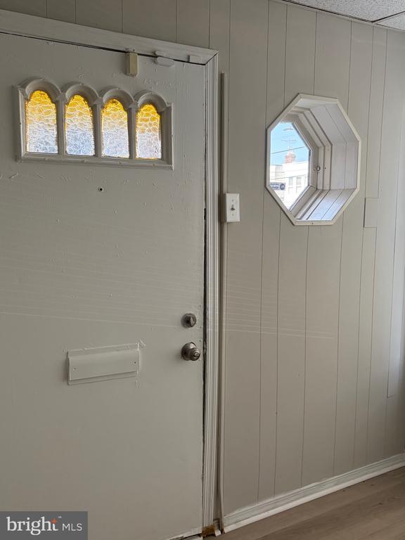 property at 6904 Dicks Ave