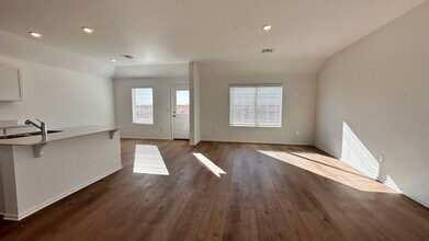 16201 Harvester Dr in Piedmont, OK - Building Photo - Building Photo