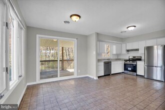 301 County House Rd in Washington Township, NJ - Building Photo - Building Photo