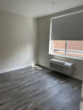 140 Avenue B in Bayonne, NJ - Building Photo - Building Photo