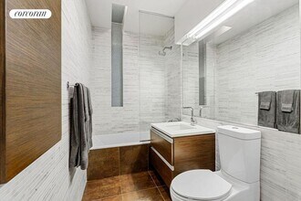 4415 Purves St in Queens, NY - Building Photo - Building Photo
