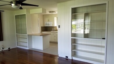 45-922 Keaahala Pl in Kaneohe, HI - Building Photo - Building Photo