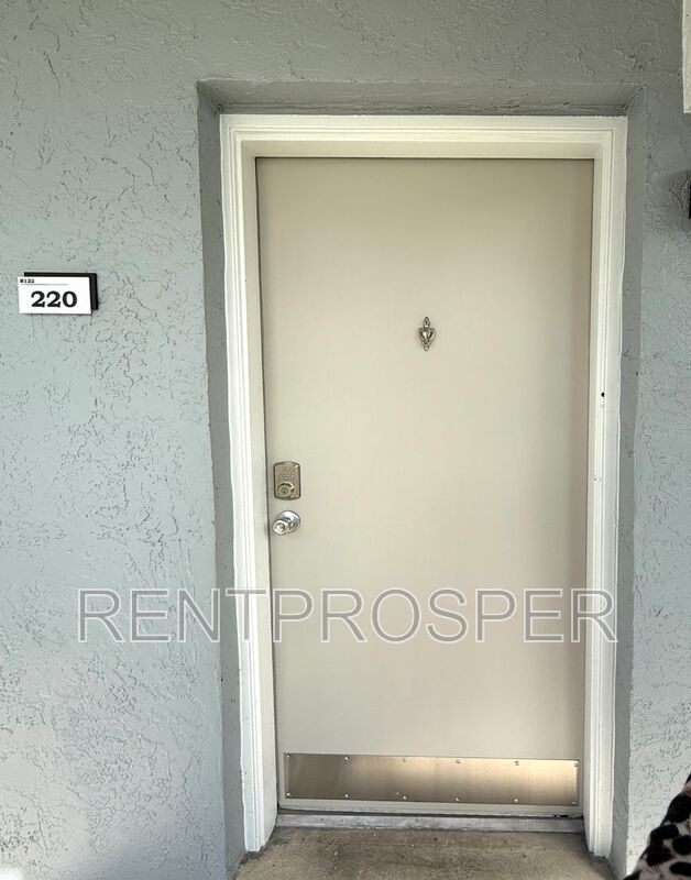 122 Water Front Way in Altamonte Springs, FL - Building Photo - Building Photo