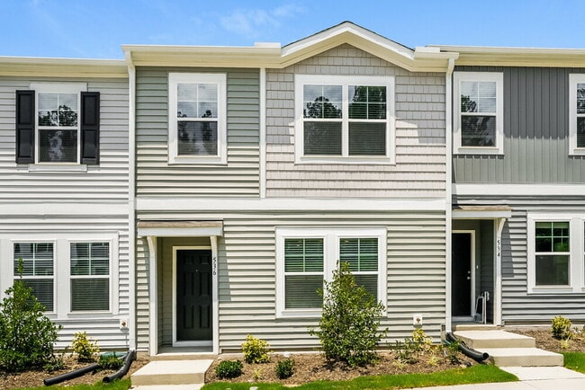 536 Landing View Dr