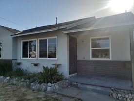 11541 Robert Ln in Garden Grove, CA - Building Photo