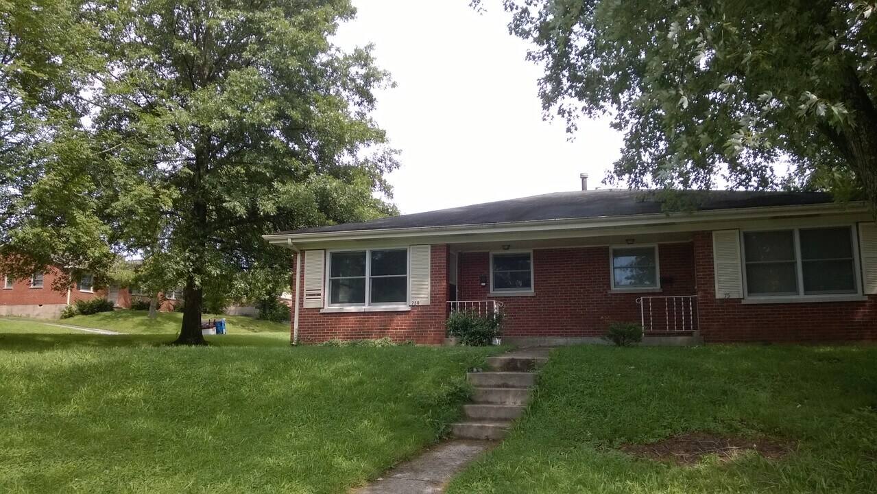 750 Terrace View Dr in Lexington, KY - Foto de edificio