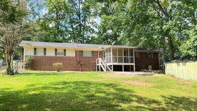 2400 Walnut Dr NW in Cleveland, TN - Building Photo - Building Photo