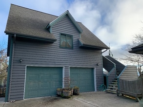 1100 Madison St in Port Townsend, WA - Foto de edificio - Building Photo