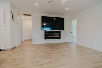 52801 Avenida Alvarado in La Quinta, CA - Building Photo - Building Photo