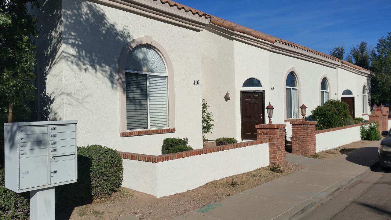 Drew Street Town Homes in Mesa, AZ - Building Photo