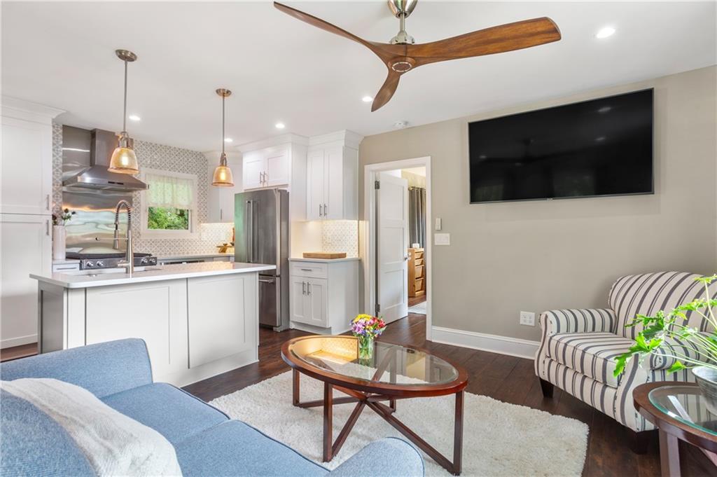1032 Oakdale Rd NE in Atlanta, GA - Building Photo