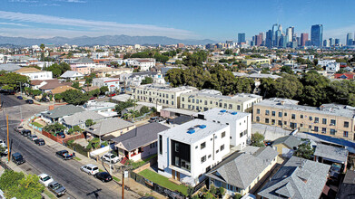 1724 Menlo Ave in Los Angeles, CA - Building Photo - Building Photo