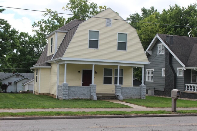 701 W Riverside Ave