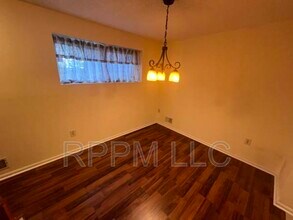 106 Callahan Ct in Newark, NJ - Building Photo - Building Photo