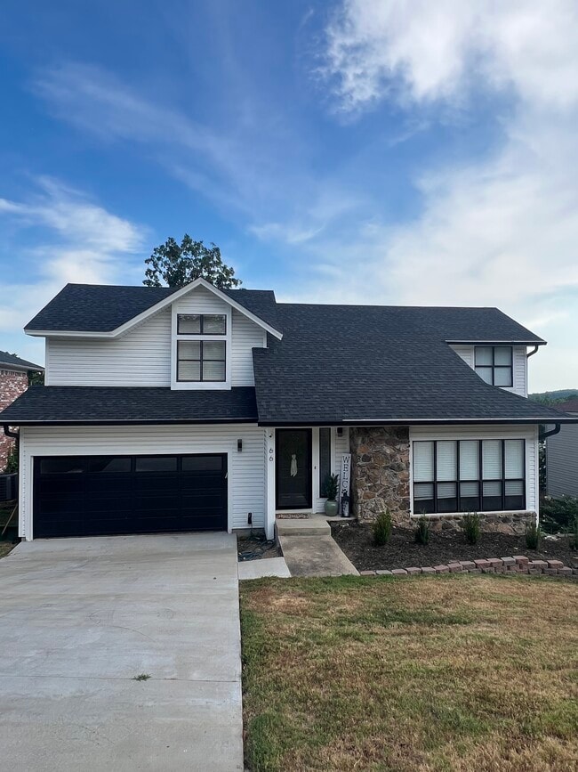 property at 66 Woodlore Cir