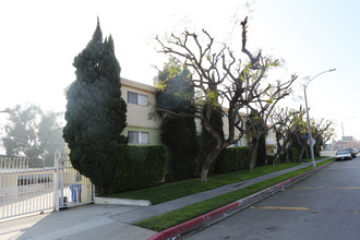 Windsor Apartments in Los Angeles, CA - Foto de edificio - Building Photo