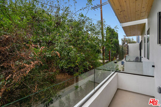 4547 Tujunga Ave in Los Angeles, CA - Building Photo - Building Photo