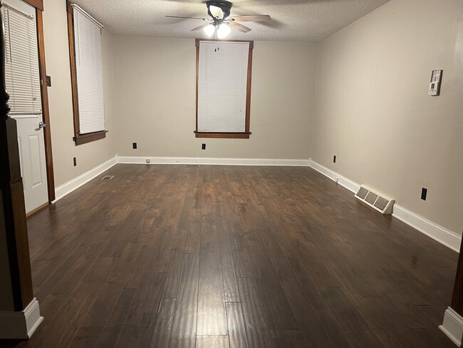 property at 406 Chestnut St