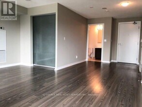 352 Front St W in Toronto, ON - Building Photo - Building Photo