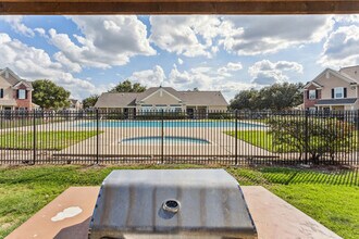 Life at Westpark in Houston, TX - Building Photo - Building Photo