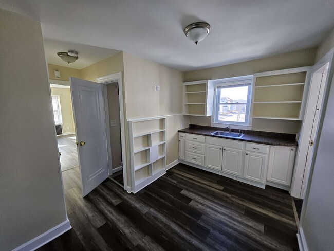 19 Negus St, Unit #5 19 Negus St in Webster, MA - Foto de edificio - Building Photo