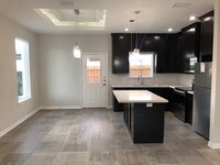 708 E la Cantera Ave, Unit 1 photo'