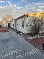 8412 Monroe Way in Denver, CO - Building Photo