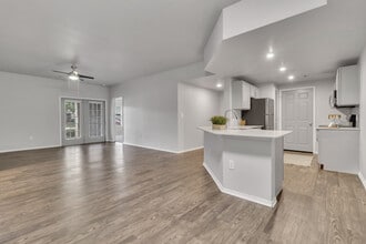 The Redland in San Antonio, TX - Foto de edificio - Building Photo