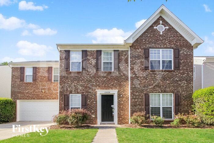 12828 Coral Sunrise Dr in Huntersville, NC - Building Photo