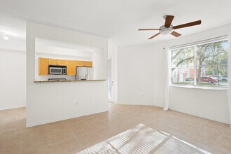 11012 Legacy Dr in Palm Beach Gardens, FL - Building Photo - Building Photo