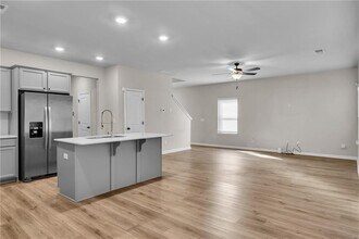 11608 Winston Dr in Hampton, GA - Building Photo - Building Photo