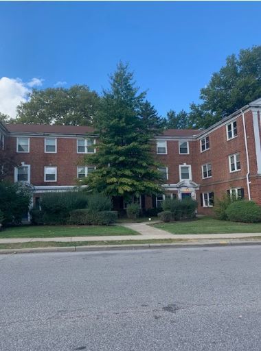 Coventry House Apartments in Cleveland, OH - Building Photo - Building Photo