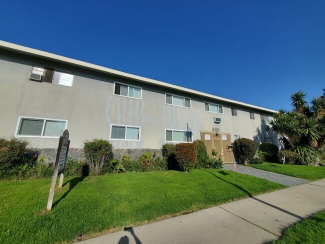 5131 Buffalo Ave in Los Angeles, CA - Building Photo - Building Photo