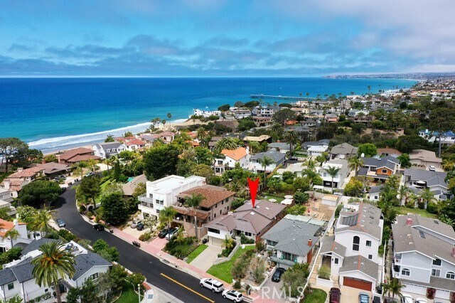 314 W Avenida Valencia in San Clemente, CA - Building Photo